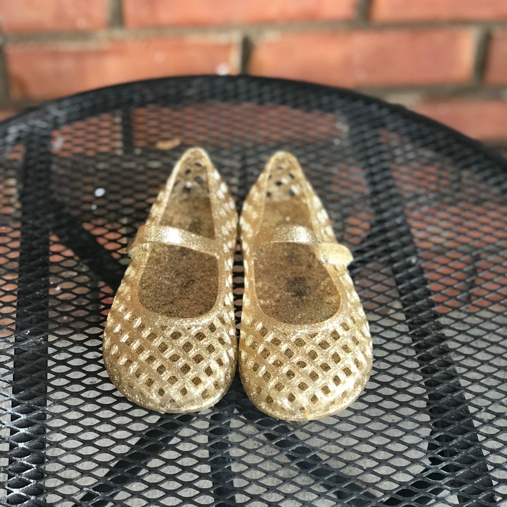 Old Navy Mary Jane Jelly - Gold size 9